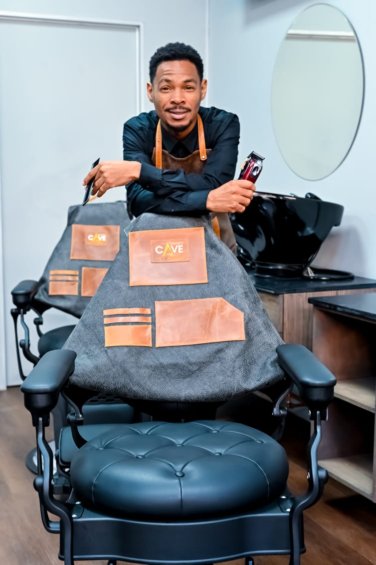 FDDDE6A4-01B2-4455-B84D-60EA929C2F7C